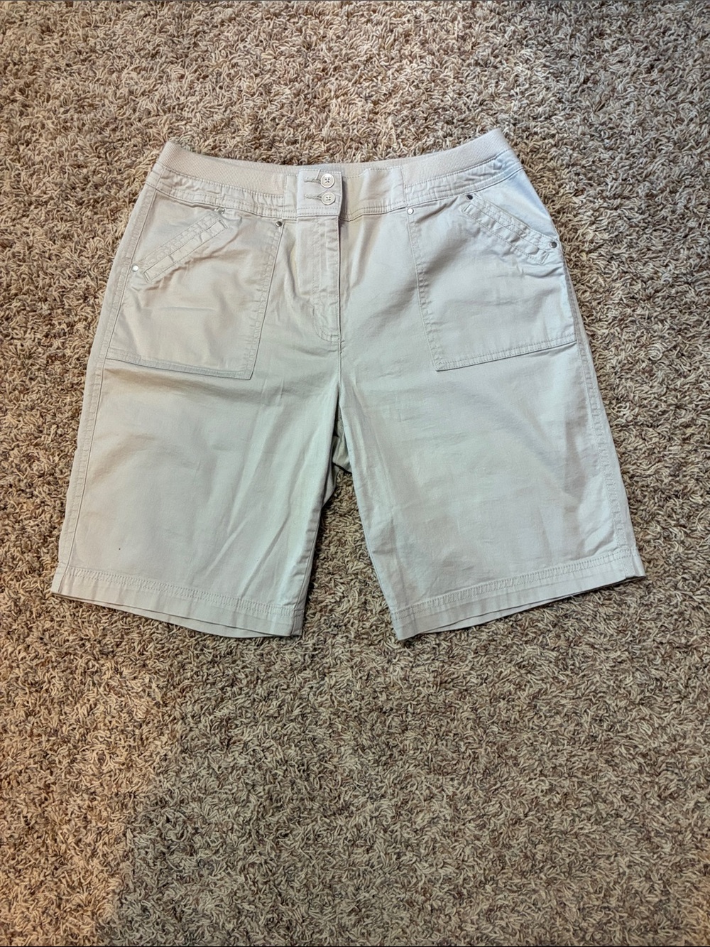 Karen Scott Light Cream Bermuda Shorts with Patch Pockets